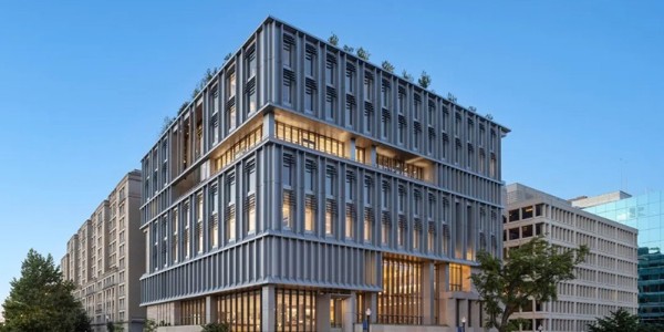 國外校園建筑：美國·喬治城大學麥考特公共政策學院