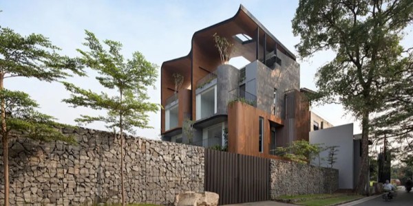 住在自然里，而不是旁邊，把后院搬上屋頂，這才是生活的進(jìn)階美學(xué)！