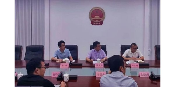 貴陽院遇見中江縣！不吃又不喝，經(jīng)濟(jì)要滑坡——中江表妹