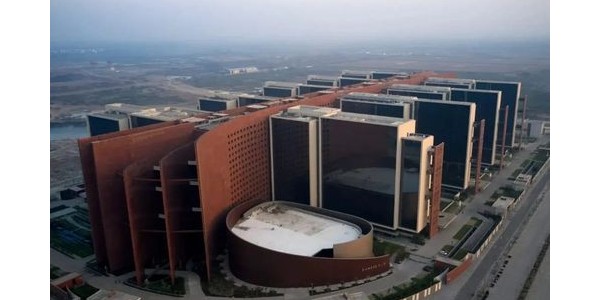 全球最大的辦公樓群在印度建成可容納7萬(wàn)人同時(shí)辦公！