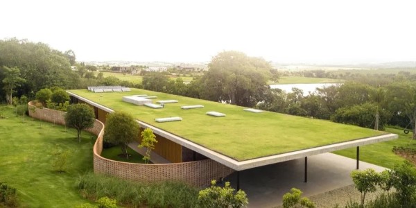 超級(jí)別墅，與自然合而為一！